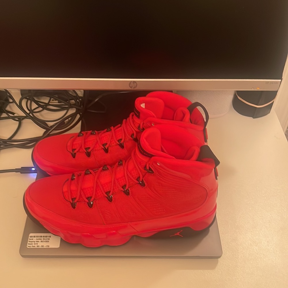 Air Jordan 9 Retro Chilli Red